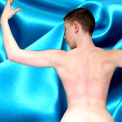 Avery Bendwell photo