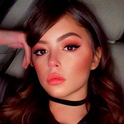 Alexia: A Stylish Model's Portrait