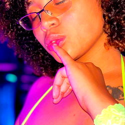 Miss Naomi Paris photo