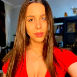 Ariel Ferrera, OnlyFans Model