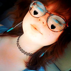 Stylish OnlyFans Model Pharlynn