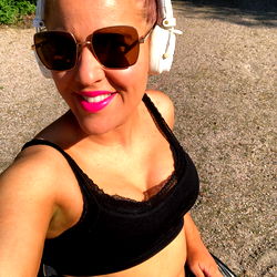 Stylish OnlyFans Model Alexa G Posing for a Selfie Outdoors