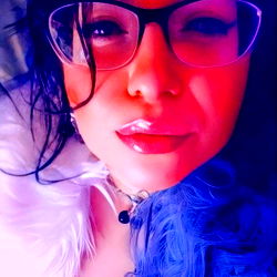 Darcy Delaney, Turtle Island's Onlyfans Model