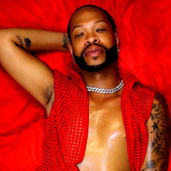 OnlyFans Model 11 Inch King Relaxing