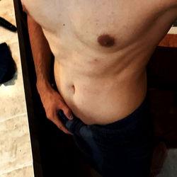 Akhs Horn Showcasing His Fitness Routine