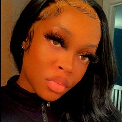 Vibrant OnlyFans Model Marsiah