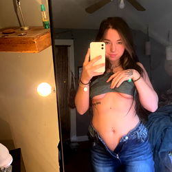 Elizabeth ⛓🧿 photo