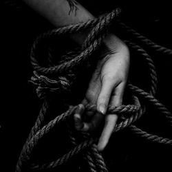 Dark Rope: A Photographic Study on the Human-Rope Connection