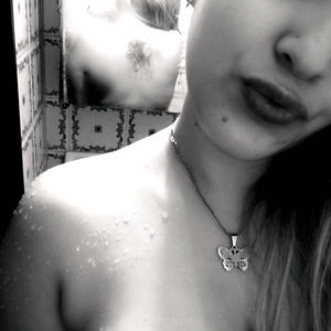 Srita Apriill09 photo