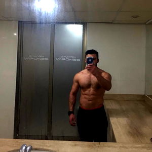 Chileno activo dotado ๐ photo