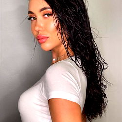 Alexa4️⃣4️⃣4️⃣4️⃣ Model Shoot in Madrid