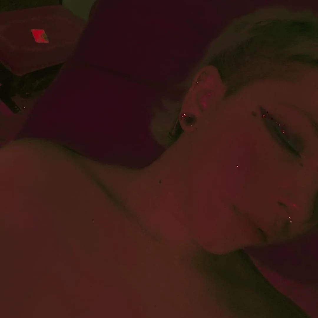 𝖈𝖍𝖎𝖈𝖔 𝖘𝖆𝖙𝖚𝖗𝖓𝖔 photo