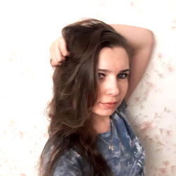 AmweayFree's Trendy Tie-Dye Look