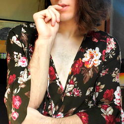 Angel Lys - Chic Vintage Style Model