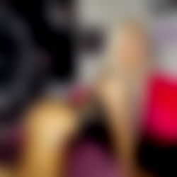 Millie Rose White photo