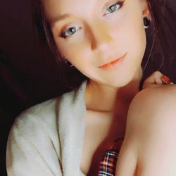 OnlyFans Model AurieleAnn in a Blanket Shoot