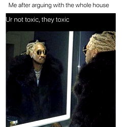 Strong Format JSON for SEO Data Extraction from Model Photo