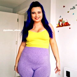 Aurora Farza, UK Onlyfans Model