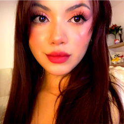 Model and Fan Interaction on Instagram