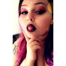 AlixiaKiona Model in Purple Hair and Gothic Makeup