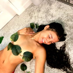 J Berry🍰✨ photo