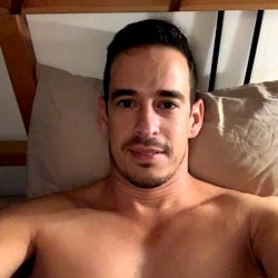 Onlyfans Model Darek80 - Shirtless Selfie