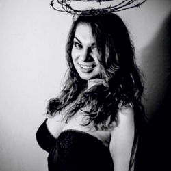 Artemis Morningstar: A Model to Watch