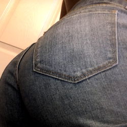 Jaee, a stunning OnlyFans model with mesmerizing beauty.