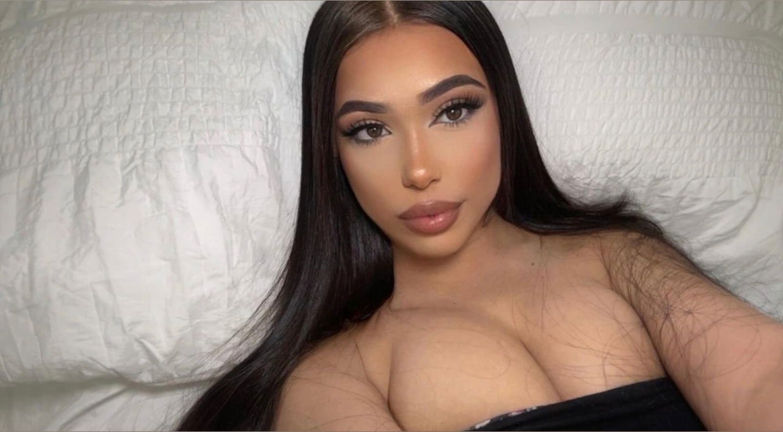 bella ૮꒰ ˶• ༝ •˶꒱ა ♡ photo