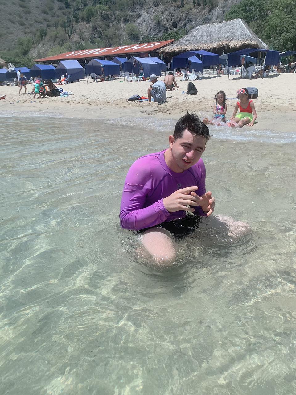 andres benavides photo