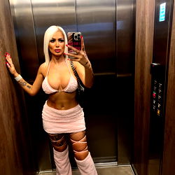 Jenny from da block 💦