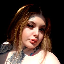 Amy Evers, Onlyfans Model, Tattooed Beauty