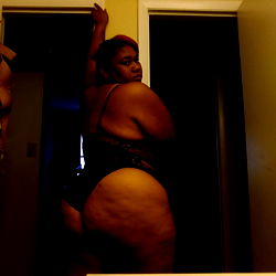 Sauna Lambardi in Erotic OnlyFans