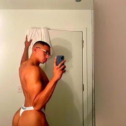 Junior's Intense OnlyFans Moment