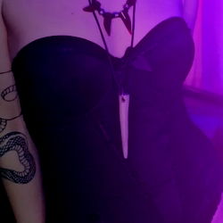 OnlyFans Model Ash, Captivating in Corset and Necklace