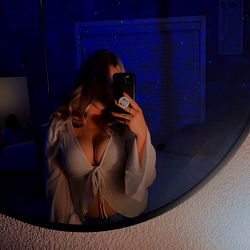 OnlyFans Model Maci from Cali