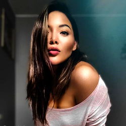 AlessiaCh: A Striking Portrait