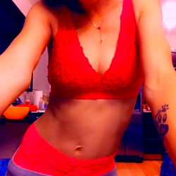 Model Snapshot - OnlyFans Queen