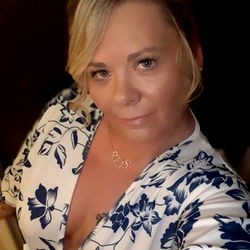 OnlyFans Model Angel-k: Gorgeous Photos from Wales