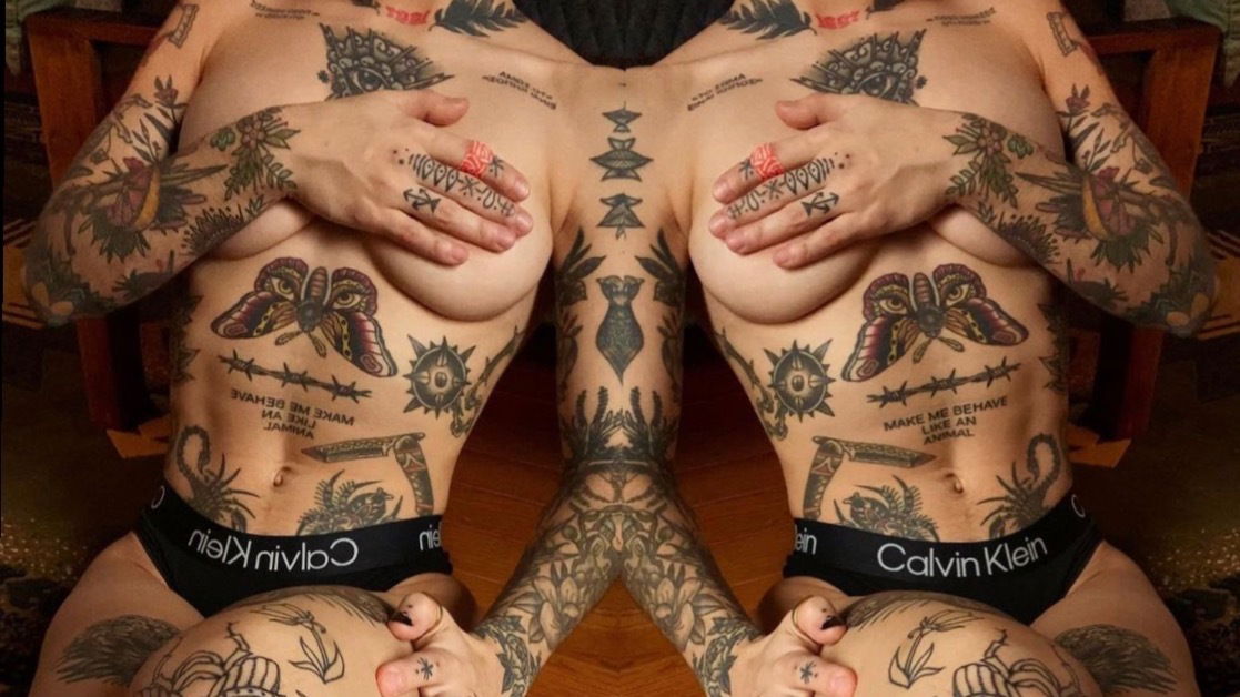 ❤︎ ɢʀᴇᴇᴋ ᴛᴏᴍʙᴏʏ ❤︎ photo