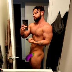 Noah Nails, OnlyFans Model in Ontario, Canada