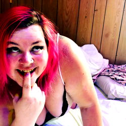 Alyce, an OnlyFans model