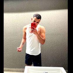 Alan Lozano in a Gym