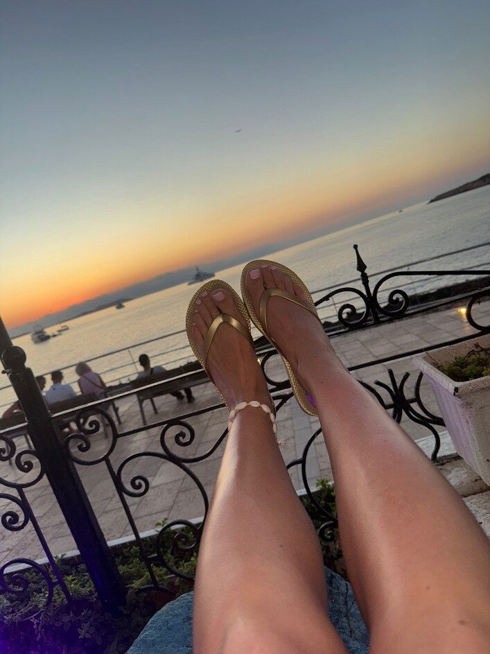 777GIRL🦶🏽✨ photo