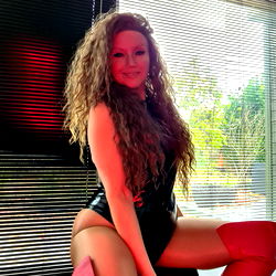 MissValkyria, Netherlands OnlyFans Model