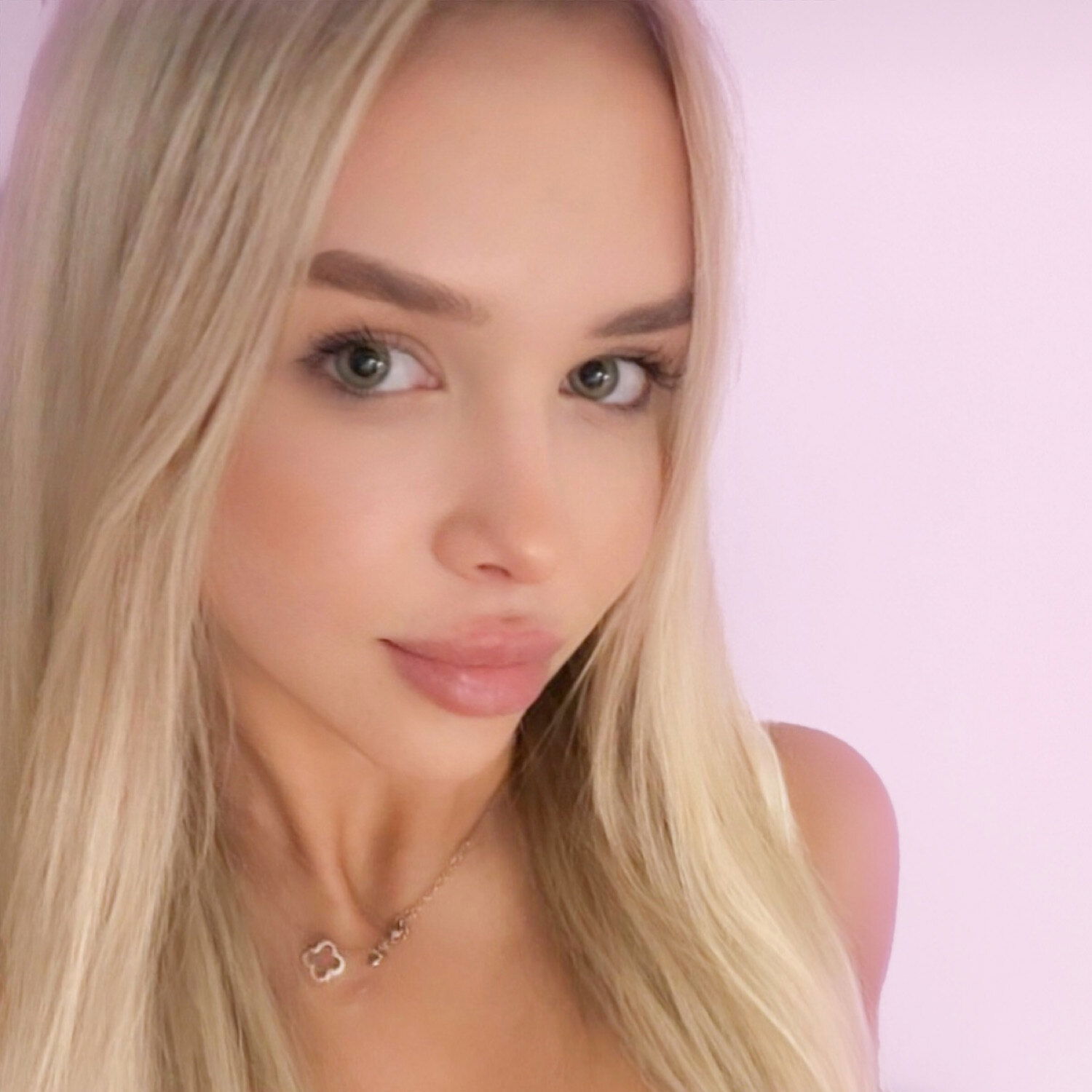 Anastasia 🍆 photo