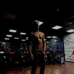 Geordiedownunder in a Gym