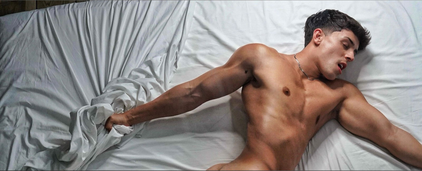 Adrián López photo