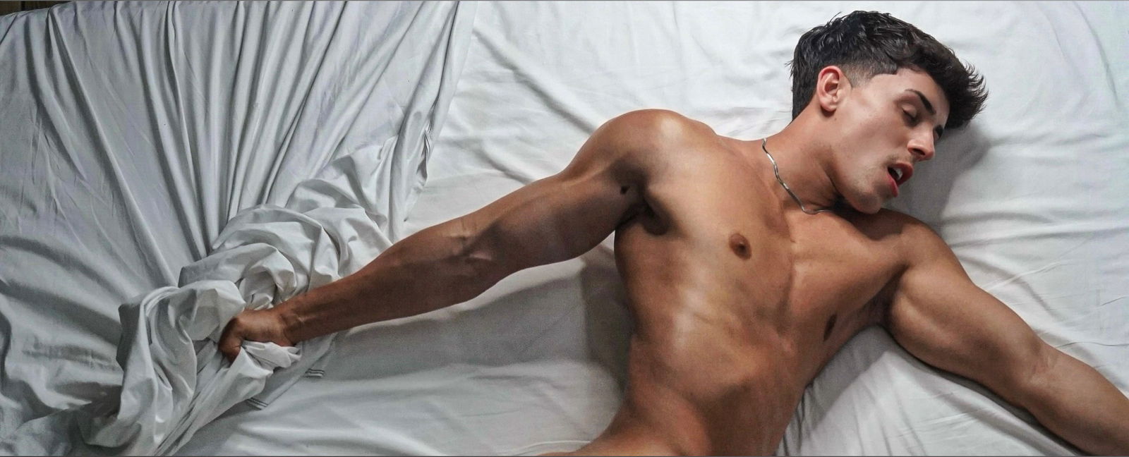 Adrián López photo