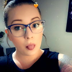 AhhMandaa, Australian OnlyFans Model